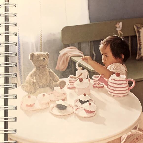 Itty Bitty Nursery Knitting Book Susan B Anderson Baby Patterns - Picture 7 of 12